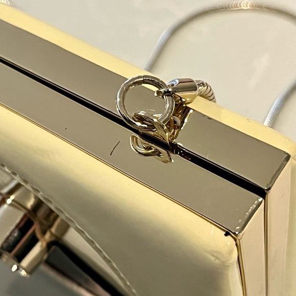 Kate Spade
Radio Samira Clutch - Picture 9 of 9